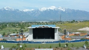 usana amphitheater dinosaur exhibit